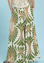 Load image into Gallery viewer, Umgee Wide Leg Pants Green