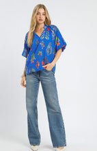 Load image into Gallery viewer, Umgee Floral Print Top
