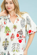 Load image into Gallery viewer, Umgee Colorful Print Top