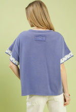 Load image into Gallery viewer, Umgee Flower Applique Top