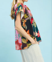 Load image into Gallery viewer, Umgee Patchwork Print Top