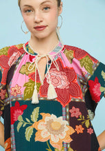 Load image into Gallery viewer, Umgee Patchwork Print Top