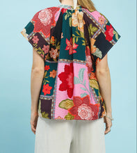 Load image into Gallery viewer, Umgee Patchwork Print Top