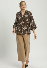 Load image into Gallery viewer, Umgee Floral Printed Top