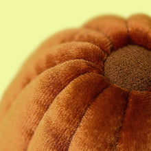 Load image into Gallery viewer, Jellycat Amuseables Carole Canelé