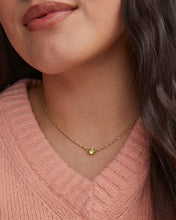 Load image into Gallery viewer, Kendra Scott Cailin Pendant Necklace Peridot