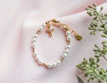 Load image into Gallery viewer, Cherished Moments Mae Baby Bracelet