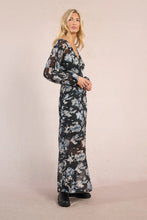 Load image into Gallery viewer, Molly Bracken Maxi Dress
