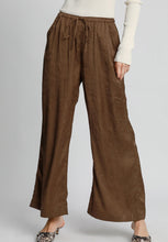 Load image into Gallery viewer, Umgee Satin Crinkle Pants
