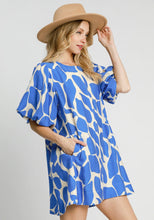 Load image into Gallery viewer, Umgee Abstract Print Dress
