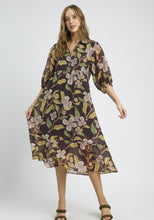 Load image into Gallery viewer, Umgee Floral Midi Dress

