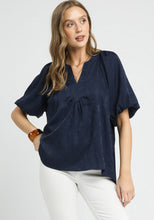 Load image into Gallery viewer, Umgee Jacquard Puff Sleeve Top
