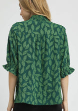 Load image into Gallery viewer, Umgee Floral Top
