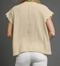 Load image into Gallery viewer, Umgee Embroidered Top
