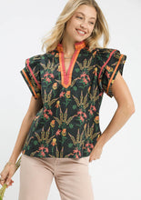 Load image into Gallery viewer, Umgee Floral Print Top
