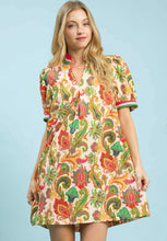 Load image into Gallery viewer, Umgee Abstract Print Dress
