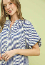 Load image into Gallery viewer, Umgee Stripe Shift Dress
