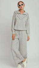 Load image into Gallery viewer, Umgee Ruffle Pullover Top
