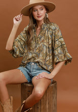 Load image into Gallery viewer, Umgee Botanical Print Top
