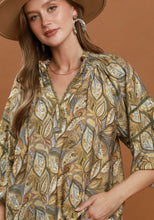 Load image into Gallery viewer, Umgee Botanical Print Top
