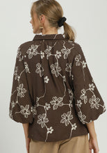 Load image into Gallery viewer, Umgee Floral Printed Top
