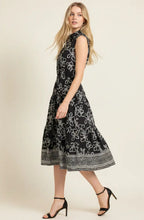 Load image into Gallery viewer, Pinch Floral Midi Dress
