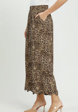 Load image into Gallery viewer, Umgee Leopard Print Pants
