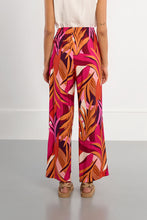 Load image into Gallery viewer, Molly Bracken Floral Pants

