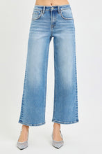 Load image into Gallery viewer, Risen Wide Leg Jeans
