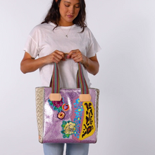 Load image into Gallery viewer, Consuela Flor Classic Tote
