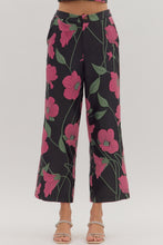 Load image into Gallery viewer, Entro Floral Pants
