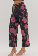 Load image into Gallery viewer, Entro Floral Pants
