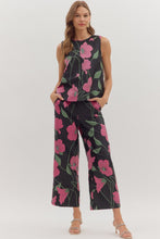 Load image into Gallery viewer, Entro Floral Pants
