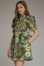 Load image into Gallery viewer, Entro Floral Mini Dress
