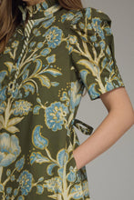 Load image into Gallery viewer, Entro Floral Mini Dress
