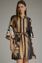 Load image into Gallery viewer, Entro Floral Printed Dress
