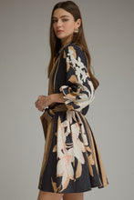 Load image into Gallery viewer, Entro Floral Printed Dress
