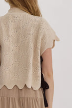 Load image into Gallery viewer, Entro Scalloped Mock Neck Top
