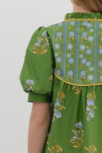 Load image into Gallery viewer, Entro Puff Sleeve Top
